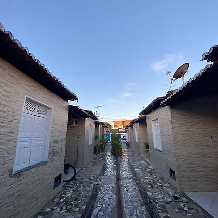 アラカジュ Casa Em Residencial, Mobiliada Para Temporada.ヴィラ エクステリア 写真